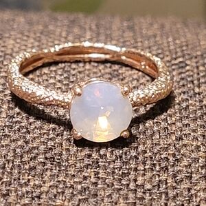 Fragrant Jewels Rose Gold Pink Crystal Ring